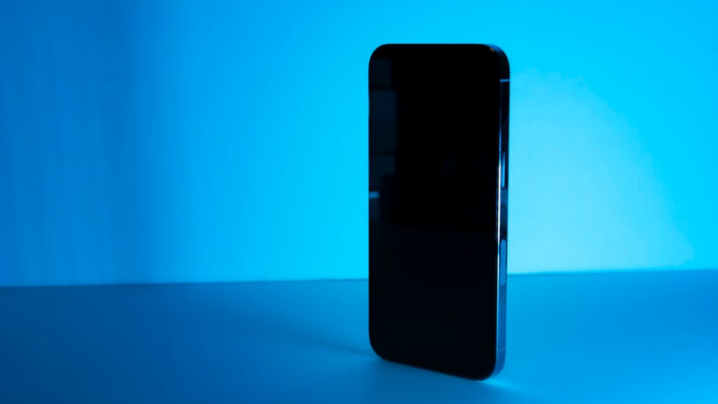 Globale Smartphone-Umsätze steigen im ersten Quartal 2026 trotz rückläufiger Auslieferungen um 8 % – Premiumisierung treibt Wachstum